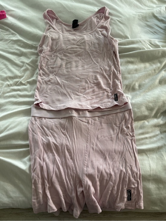 Comfrt Other - Comfortable Pink Ribbed Tank & Shorts Sleep Set
